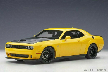 AUTOart 71737 DODGE CHALLENGER SRT HELLCAT WIDEBODY 2018 1:18 gelb Modellauto