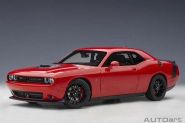 AUTOart 71741 DODGE CHALLENGER 392 HEMI SCAT PACK SHAKER 2018 1:18 red Modellauto