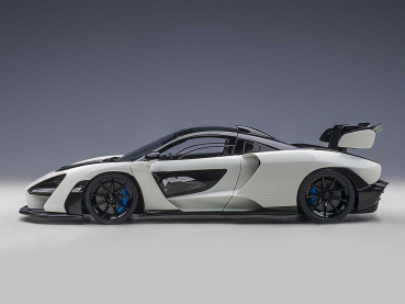 AUTOart 76075 McLaren Senna 2018 vision pure / white 1:18 Modellauto