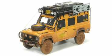 Almost Real 810309 Land Rover Defender 110 Camel Trophy Dirty Version Modellauto