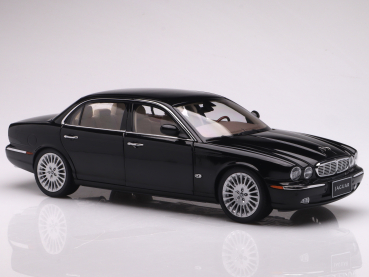 Almost Real 810501 Jaguar XJ6 X350 ebony black 1:18 limited 1/1008 modelcar