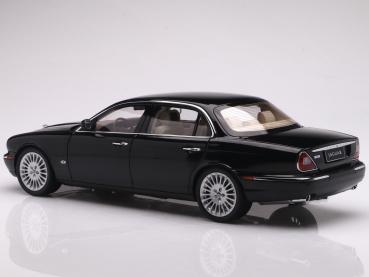 Almost Real 810501 Jaguar XJ6 X350 ebony black 1:18 limited 1/1008 modelcar