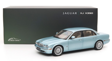 Almost Real 810503 Jaguar XJ6 X350 Seafrost lightblue 1:18 limited 1/1008 modelcar