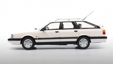 DNA AUDI 200 Avant 20V Quattro white 1:18 limitiert 1/299 Modellauto