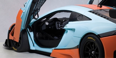 AUTOart MCLAREN 12C GT3 blau orange 1:18 81343