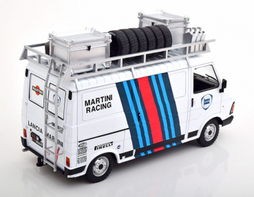IXO Fiat 242 Martini Rally Team Assistance + Zubehör Reifenständer & Reifen 1986 1:18 limitiert Modellauto