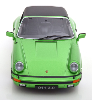 KK-Scale Porsche 911 Carrera 3.0 Targa 1977 grün metallic 911er 1:18 limitiert 180682 Modellauto