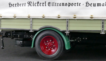 CMC Mercedes-Benz LO 2750 LKW mit Planenaufbau, 1933-1936 1:18 M-170