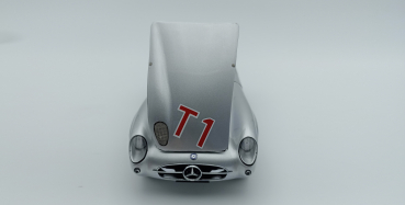 CMC Mercedes-Benz 300 SLR Uhlenhaut Coupe 1955 M-245 limitiert 1/1000 Modellauto