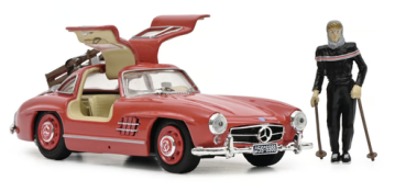 Preview: Mercedes Benz 300 SL rot mit Ski 1:43 Modellauto Schuco 450376600 Oldtimer
