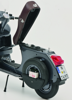 Preview: Vespa PX 125 grigio metallic 1:10 Motorrad Schuco 450667300