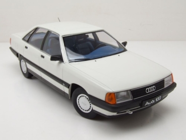 Triple9 1800353 Audi 100 C3 Typ 44 1989 white 1:18 limited 1/1002 Modellauto