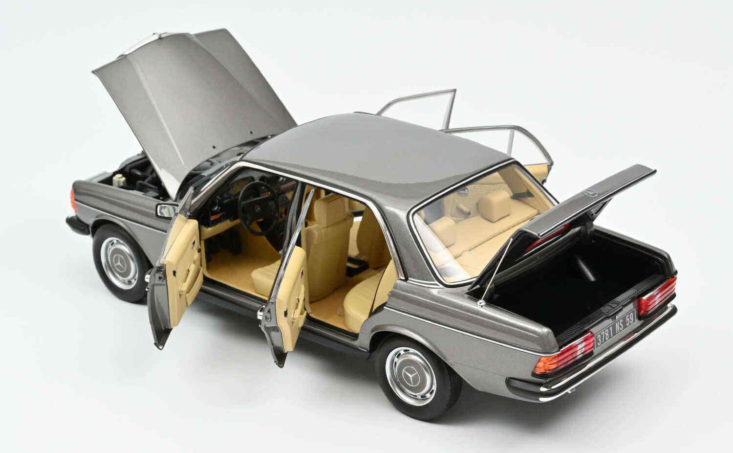 modellbau-klar.de - Norev 183713 Mercedes-Benz 200 1982 W123 