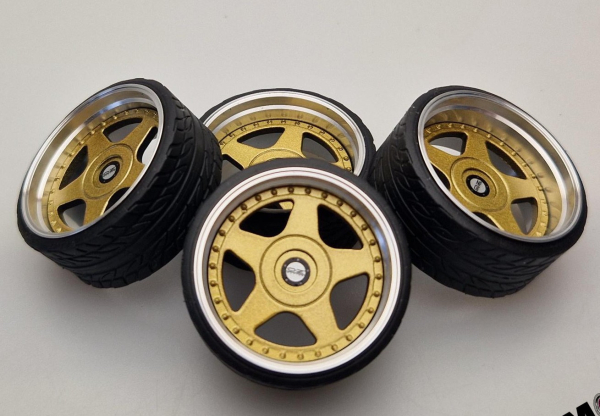 SD Felgen 19 Zoll "ALU" OZ Futura gold 34mm 1:18 Modellauto Tuning