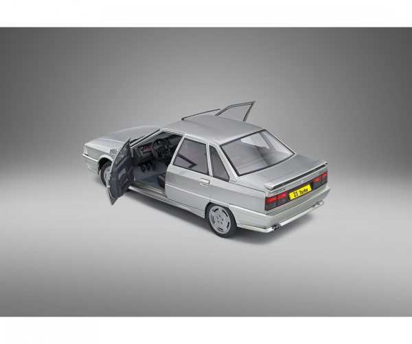 Solido 421181460 Renault 21 Turbo grau 1:18 Modellauto