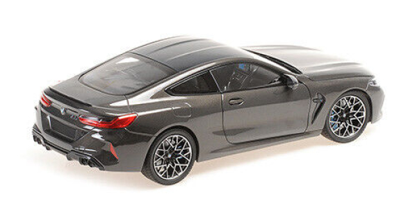 Minichamps 110029022 BMW M8 Coupe F92 2020 grau metallic 1:18 Modellauto