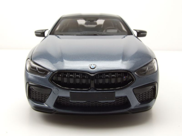 Minichamps 110029024 BMW M8 Coupe F92 2020 blue metallic 1:18 Modellauto