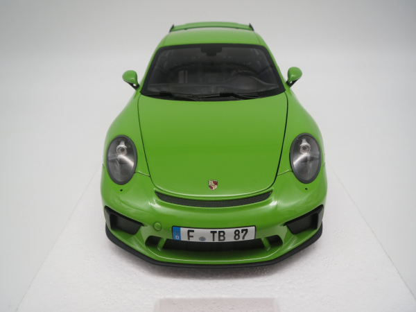 Minichamps 110067025 PORSCHE 911 GT3 991.2 2018 gelbgrün 1:18 Modellauto