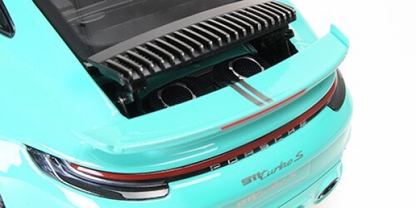 Minichamps PORSCHE 911 992 Turbo S Coupe 2021 Sport Design grün 1:18 Modellauto limitiert 1/504
