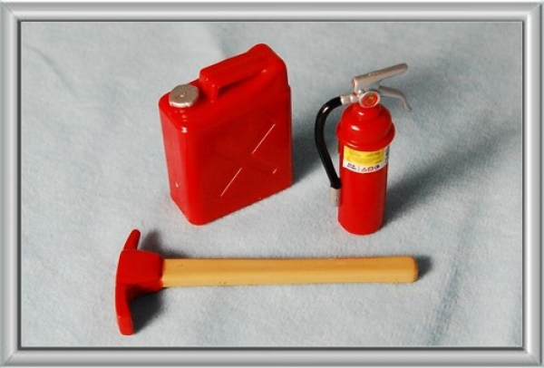Automodellbau-Zubehör,Maßstab 1:18 Tankstelle usw Feuerlöscher für Werkstatt 