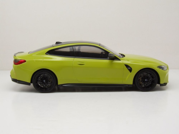 Minichamps 155020120 BMW M4 Coupe G82 2020 yellow 1:18 Modelcar