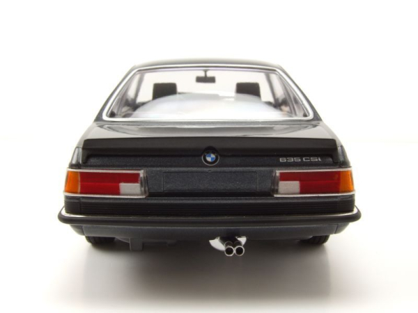 Minichamps 155028106 BMW 635 CSI E24 1982 grau metallic 1:18 Modellauto