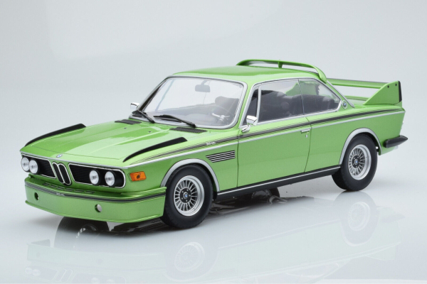 Minichamps 155028132 BMW 3.0 CSL E9 1971 grün 1:18 Modellauto