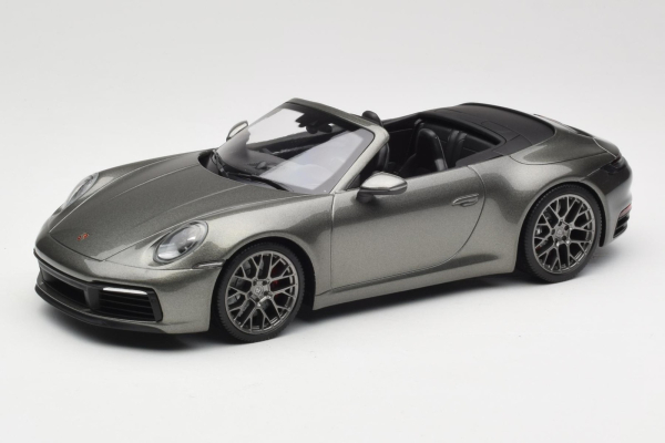Minichamps PORSCHE 911 992 Carrera 4S Cabrio 2019 grau-grün metallic 1:18 Modellauto