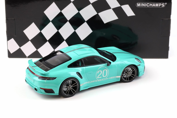 Minichamps Porsche 911 992 Turbo S Coupe Sport Design 2021 green 1:18 limited 1/504 Modelcar 155069175