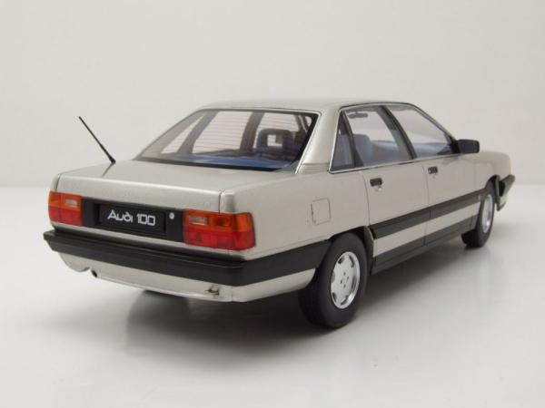 Triple9 1800352 Audi 100 2.3E C3 Typ 44 1989 silver metallic 1:18 modelcar