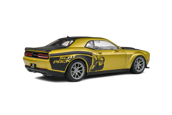 Dodge Challenger R/T Scat Pack Widebody Streetfighter Goldrush 2020 gold 1:18  Modelcar Solido 421182670
