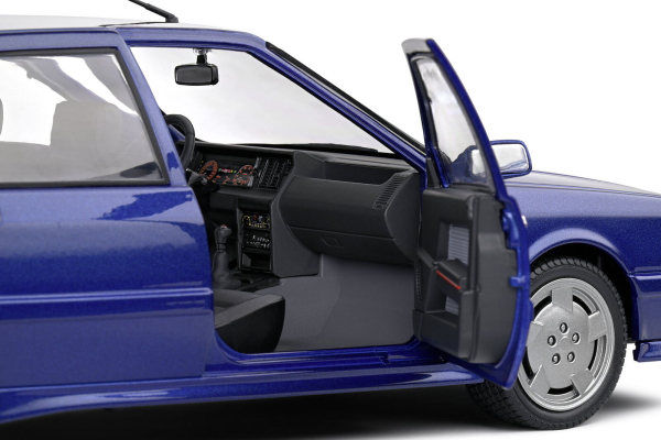 Solido 421186380 Renault 21 MK.1 Turbo 1988 blau 1:18 Modellauto