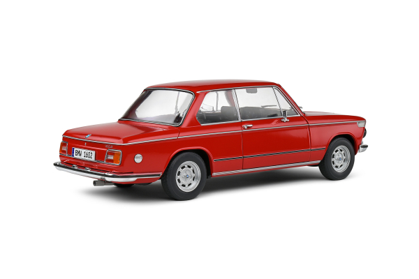 BMW 1602 1971 rot 1:18 Modellauto Solido 421186351