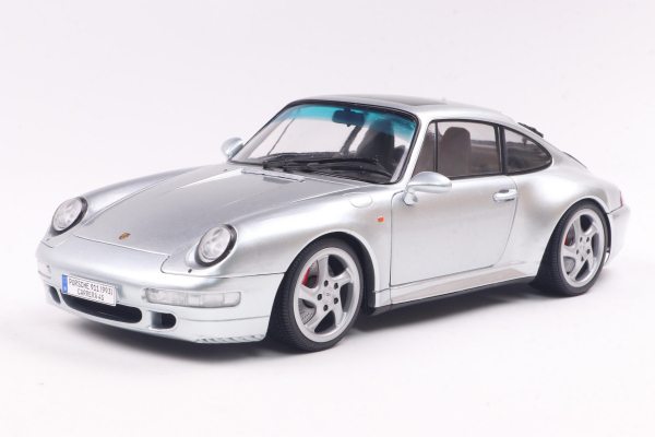 Porsche 911 (993) 4S 1996 polar silver 1:18 Solido 421186451 Modelcar