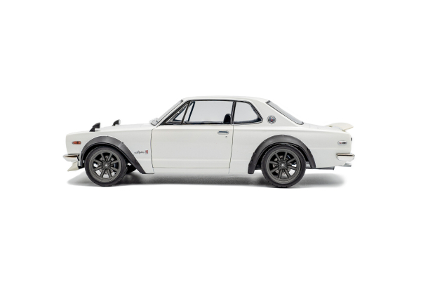 Nissan Skyline (C10) Hakosuka white 1:18 Solido 421186482 Modelcar
