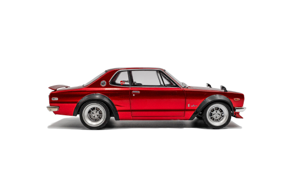 Nissan Skyline (C10) Hakosuka red 1:18 Solido 421186483 Modelcar