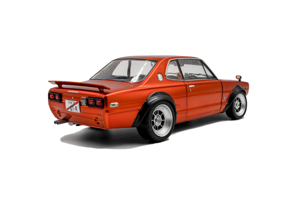 Nissan Skyline (C10) Hakosuka orange metallic 1970 1:18 Solido 421186528 Modelcar