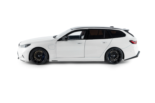 BMW M5 (G99) Touring weiß 1:18 Solido Modellauto 421186551