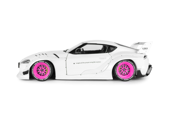 Toyota GR Supra LWB weiß/pink 2025 1:18 Solido 421186588 Modellauto