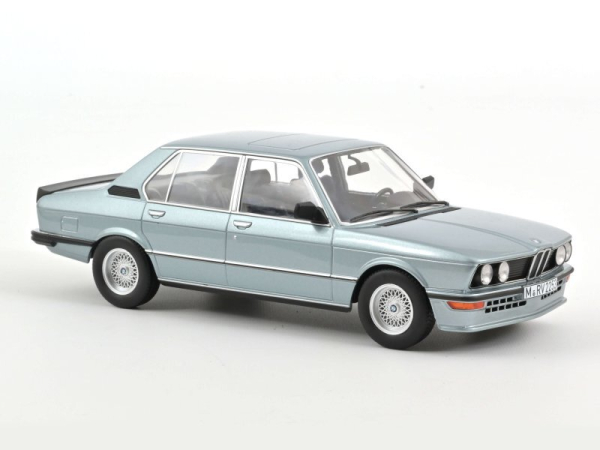 Norev 183269 BMW M 535i 1980 E28 blau metallic 1:18 Modellauto