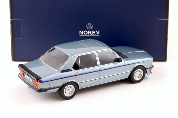 Norev 183290 BMW E30 535i 5er 5-series blue metallic 1988 Limousine 1:18 limited 1/500 modelcar