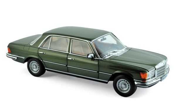 Norev 183455 Mercedes-Benz 450 SEL 6.9 1976  Grün metallic 1:18