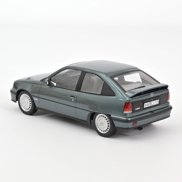 Norev 183614 Opel Kadett E GSI 1987 blau metallic 1:18 Modellauto