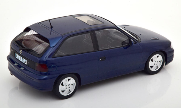 Norev 183670 Opel Astra F GSI 1992 blau 1:18 Modellauto limitiert 1/1000
