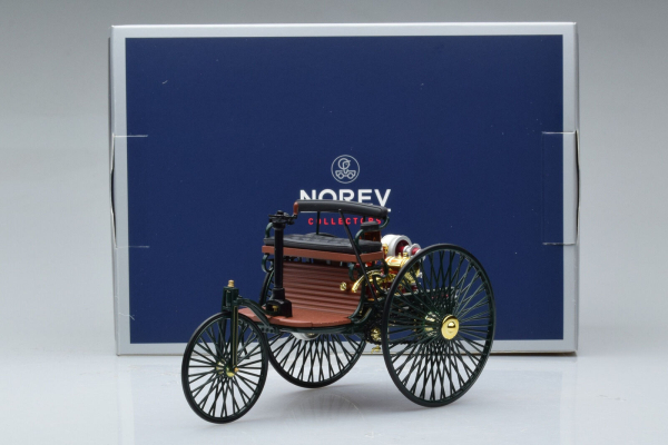 Norev 183701 Benz Patent-Motorwagen 1886 grün Mercedes 1:18 Oldtimer Modellauto