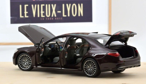 Norev 183804 Mercedes-Benz 2021 burgundy metallic S-Klasse W223 1:18 modelcar