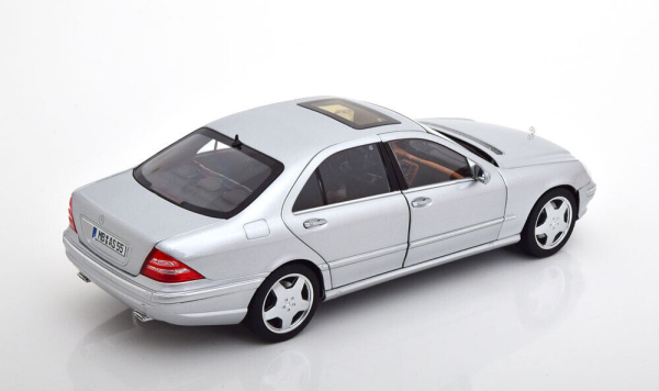 Norev 183816 Mercedes-Benz S55 AMG 2000 silber W220 1:18 limitiert 1/1002 Modellauto
