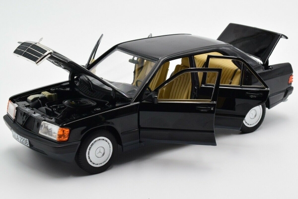 Norev 183823 MERCEDES-BENZ 190E 1984 W201 schwarz 1:18 limitiert 1/1002 Modellauto