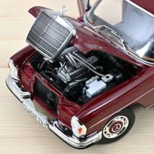 Norev Mercedes-Benz 280 SE 280SE S-Class 1968 red 1:18 modelcar limited 1/200 Limousine