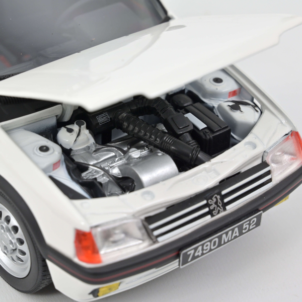 Norev 184849 Peugeot 205 1.6 GTI 198 white 1:18 Modellauto